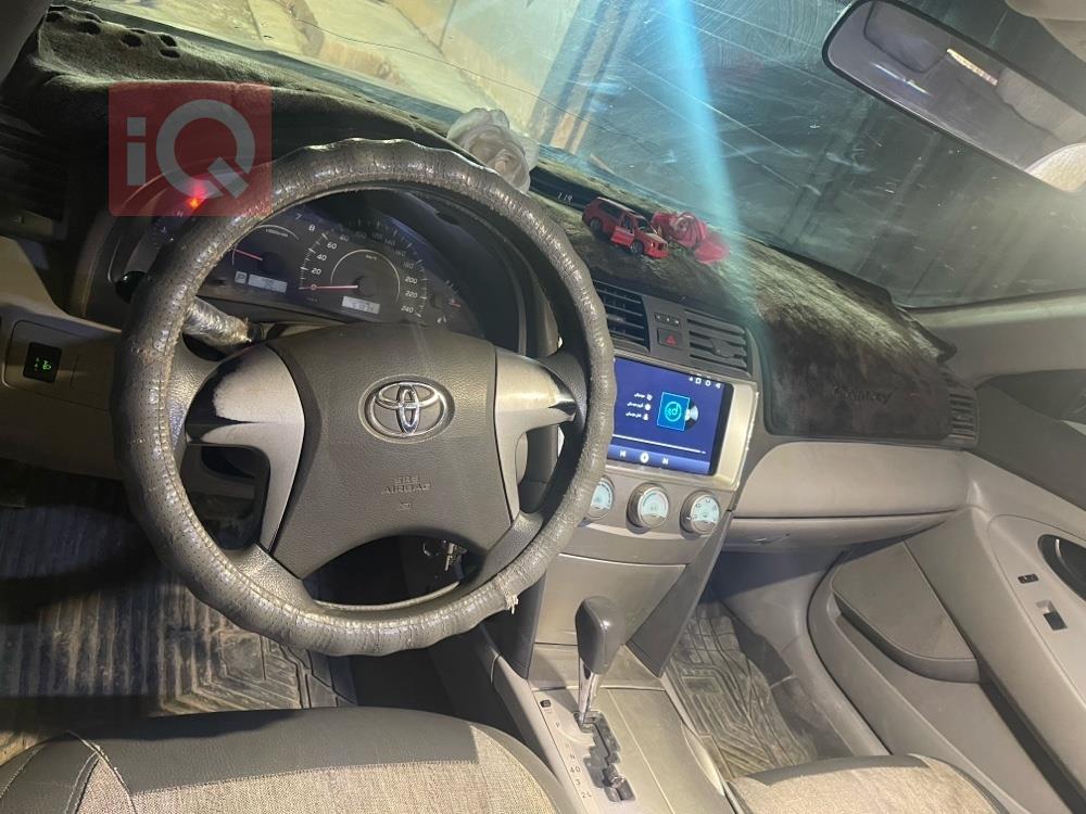 تۆیۆتا کامری